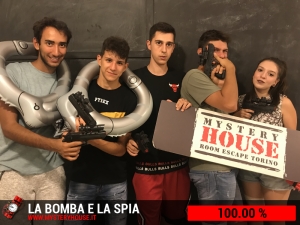 escape room mystery house torino La Bomba e la Spia