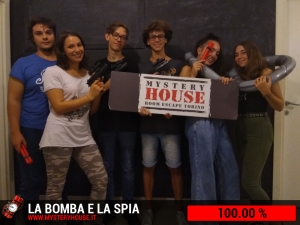 escape room mystery house torino La Bomba e la Spia