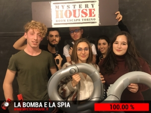 escape room mystery house torino La Bomba e la Spia