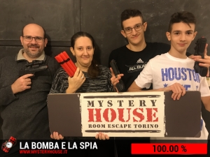 escape room mystery house torino La Bomba e la Spia