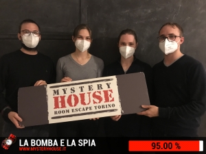 escape room mystery house torino La Bomba e la Spia