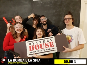 escape room mystery house torino La Bomba e la Spia