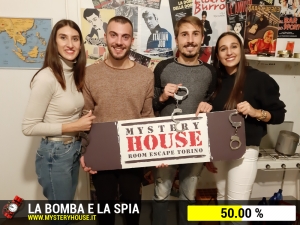 escape room mystery house torino La Bomba e la Spia