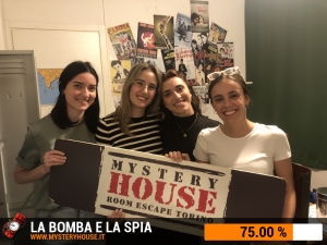 escape room mystery house torino La Bomba e la Spia