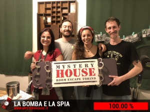 escape room mystery house torino La Bomba e la Spia