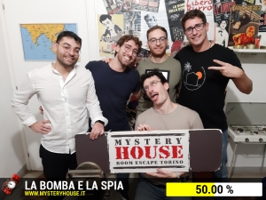 escape room mystery house torino La Bomba e la Spia