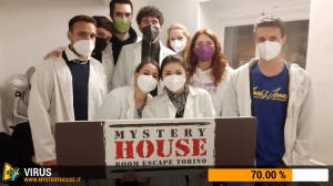 escape room mystery house torino Virus 404