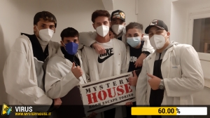 escape room mystery house torino Virus 404