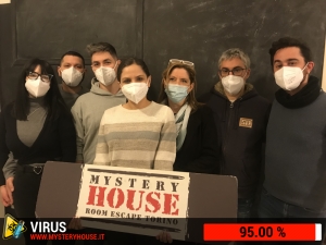 escape room mystery house torino Virus 404