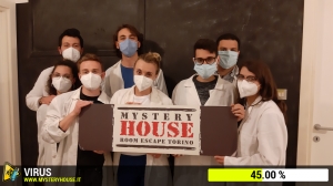 escape room mystery house torino Virus 404