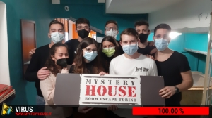 escape room mystery house torino Virus 404