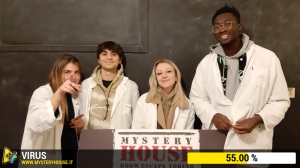 escape room mystery house torino Virus 404