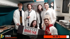 escape room mystery house torino Virus 404