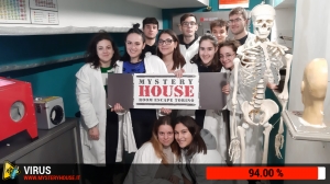 escape room mystery house torino Virus 404