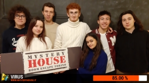 escape room mystery house torino Virus 404