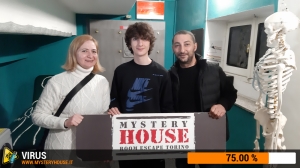 escape room mystery house torino Virus 404