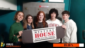 escape room mystery house torino Virus 404