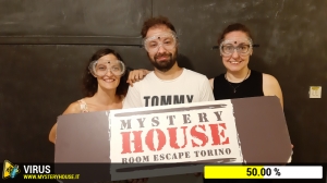 escape room mystery house torino Virus 404