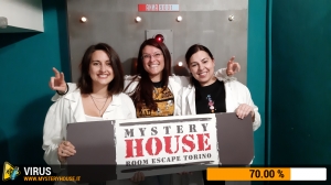 escape room mystery house torino Virus 404