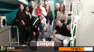 escape room mystery house torino Virus 404