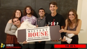 escape room mystery house torino Virus 404