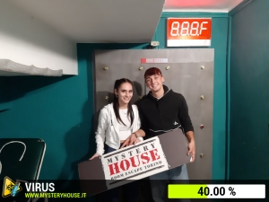 escape room mystery house torino Virus 404