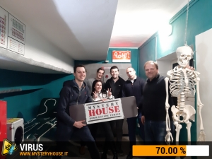 escape room mystery house torino Virus 404