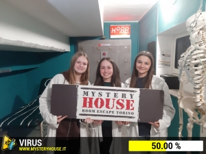 escape room mystery house torino Virus 404