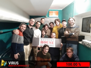 escape room mystery house torino Virus 404