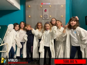 escape room mystery house torino Virus 404