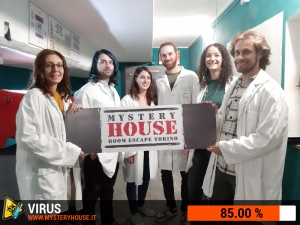 escape room mystery house torino Virus 404