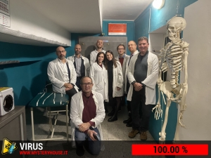 escape room mystery house torino Virus 404