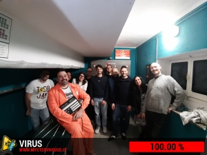 escape room mystery house torino Virus 404