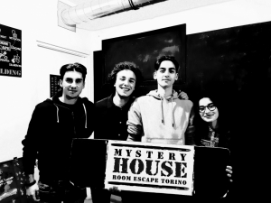 escape room mystery house torino 2D il collezionista