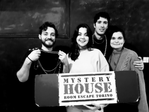 escape room mystery house torino 2D il collezionista