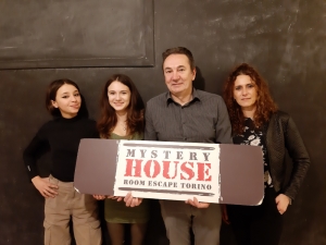 escape room mystery house torino 2D il collezionista