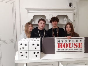 escape room mystery house torino 2D il collezionista