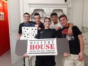 escape room mystery house torino 2D il collezionista