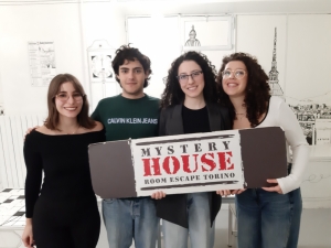 escape room mystery house torino 2D il collezionista