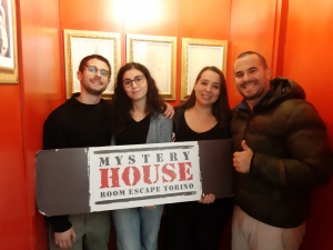 escape room mystery house torino 2D il collezionista