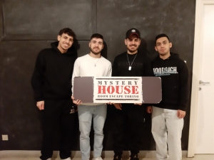 escape room mystery house torino 2D il collezionista