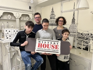 escape room mystery house torino 2D il collezionista